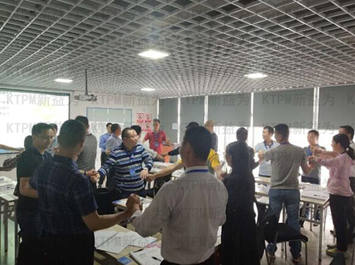 豐富多彩現場互動 豐富多彩現場互動