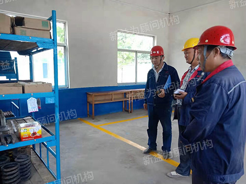 李老師到場指導 李老師到場指導